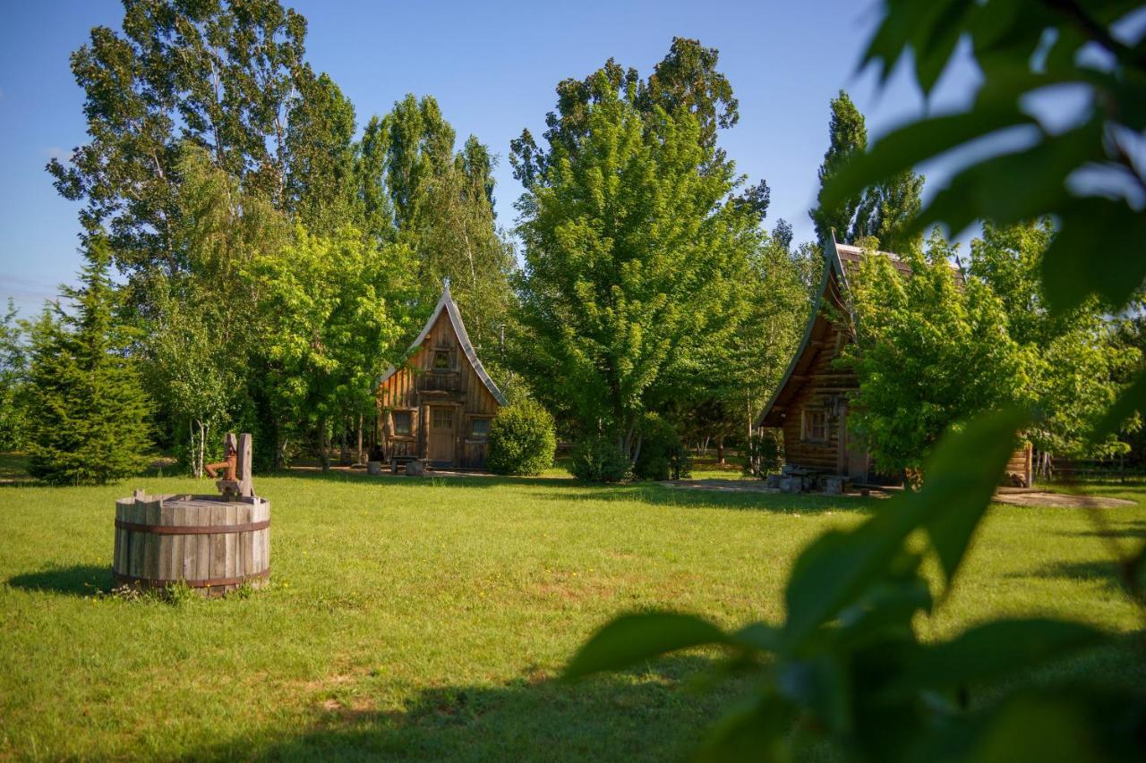 Valsoyo Aparthotel Upie Exteriör bild