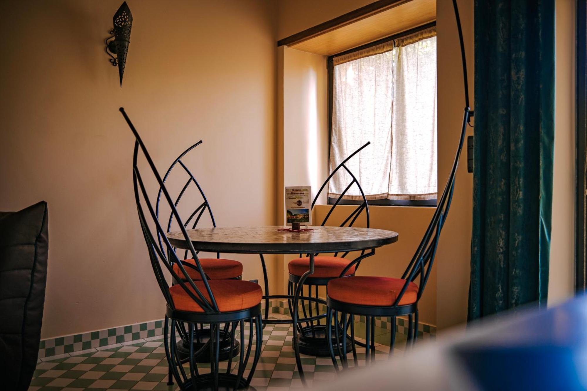 Valsoyo Aparthotel Upie Rum bild