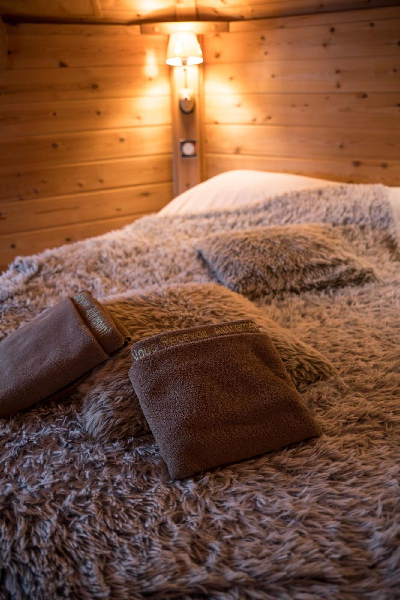 Valsoyo Aparthotel Upie Exteriör bild